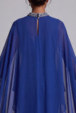 Donkerblauwe schede Chiffon High neck cape Maxi Mother of the Bride jurk met kralen