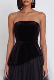 Zwarte A-lijn strapless fluwelen tule midi cocktailjurk