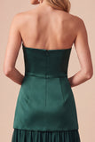 Donkergroene satijnen strapless midi trouwjurk met drop-waist satijn met kralen