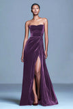Strapless bordeauxrode fluwelen A-lijn formele jurk met split