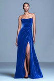 Strapless bordeauxrode fluwelen A-lijn formele jurk met split
