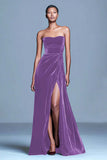 Strapless bordeauxrode fluwelen A-lijn formele jurk met split