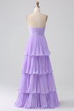 Strapless A-lijn lila geplooide chiffon plusmaat lange bruidsmeisjesjurk met ruches