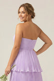 Strapless A-lijn lila geplooide chiffon plusmaat lange bruidsmeisjesjurk met ruches