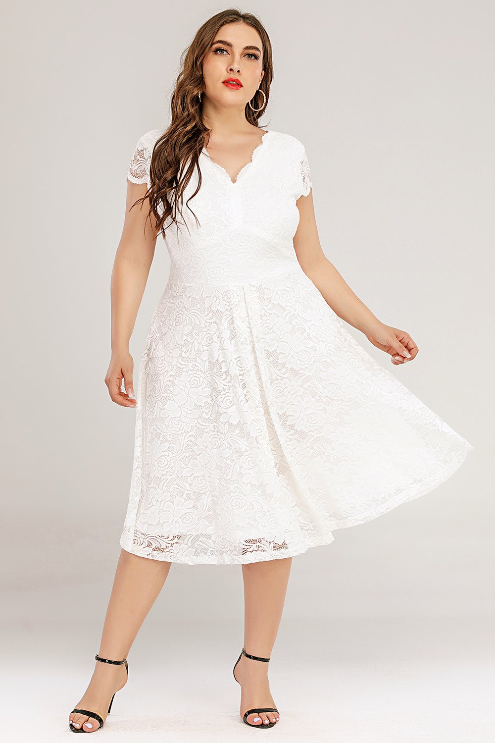 Plus size witte Midi kanten jurk