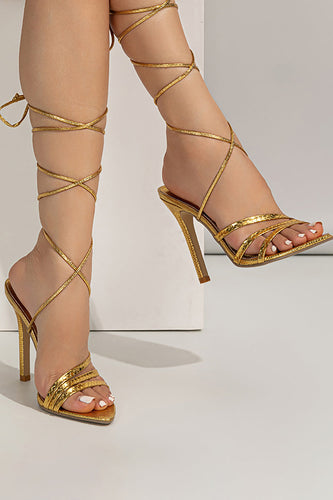 Gouden open teen stiletto sandalen met vetersluiting
