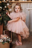Afbeelding in Gallery-weergave laden, Blush roze A Line Tule meisjesjurk met kapmouwen