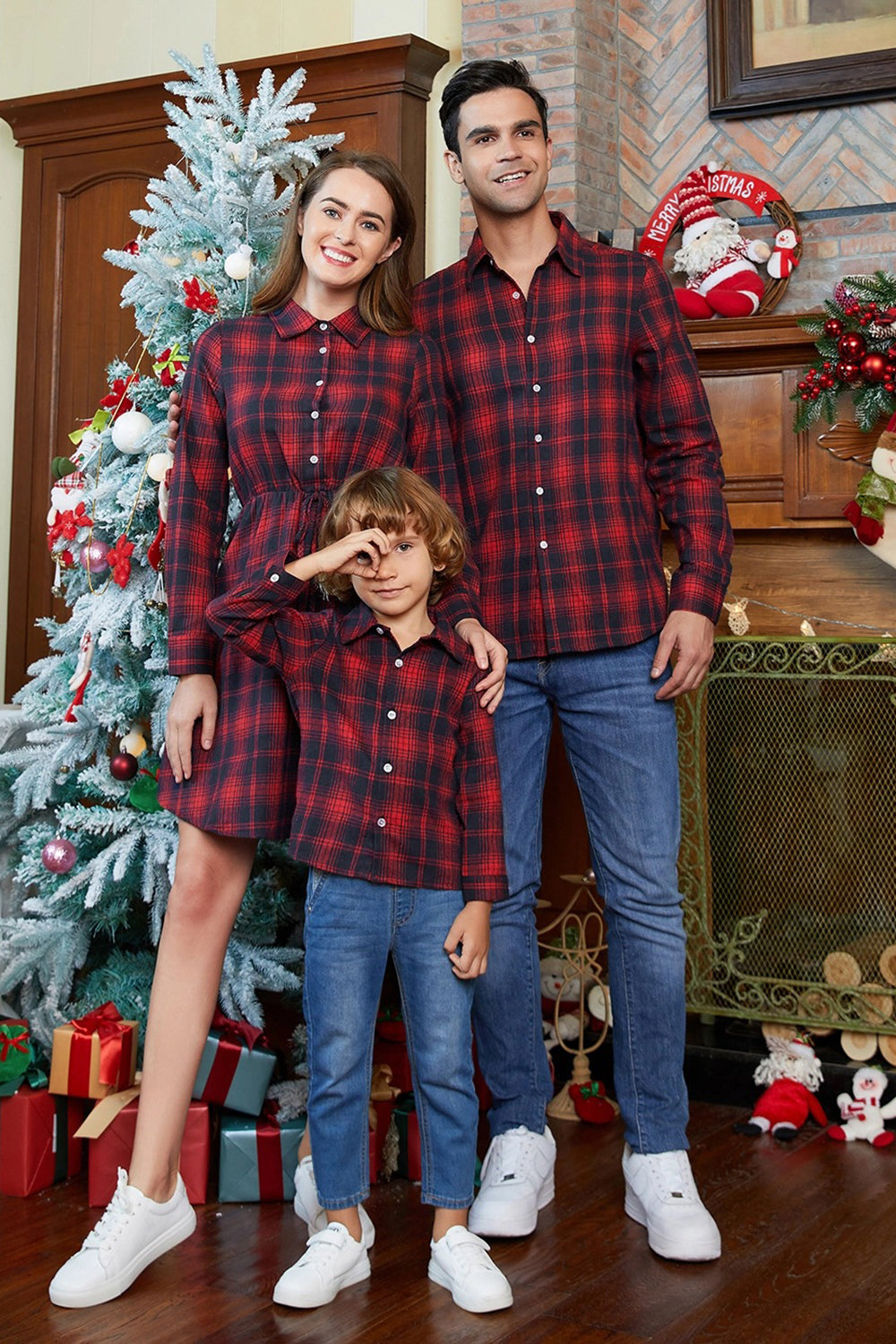 Familie Matching Outfits Donkerrood geruite Bowknot Jurken en Lange Mouwen T-Shirt
