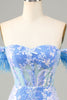 Afbeelding in Gallery-weergave laden, Prachtige schede van de schouder blauwe korte homecoming jurk met veer