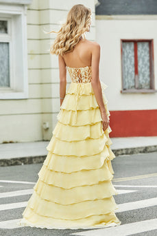 Prachtige A lijn Sweetheart gele korset Prom jurk met appliques ruches