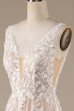 Champagne V-hals Backless Tule Trouwjurk met Kant