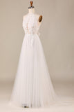 Charmante A Line Halter Halter Ivory Open Back Tulle Sweep Train Trouwjurk met Kant