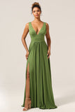 Elegante A Line Olive Deep V-hals mouwloze lange bruidsmeisjesjurk