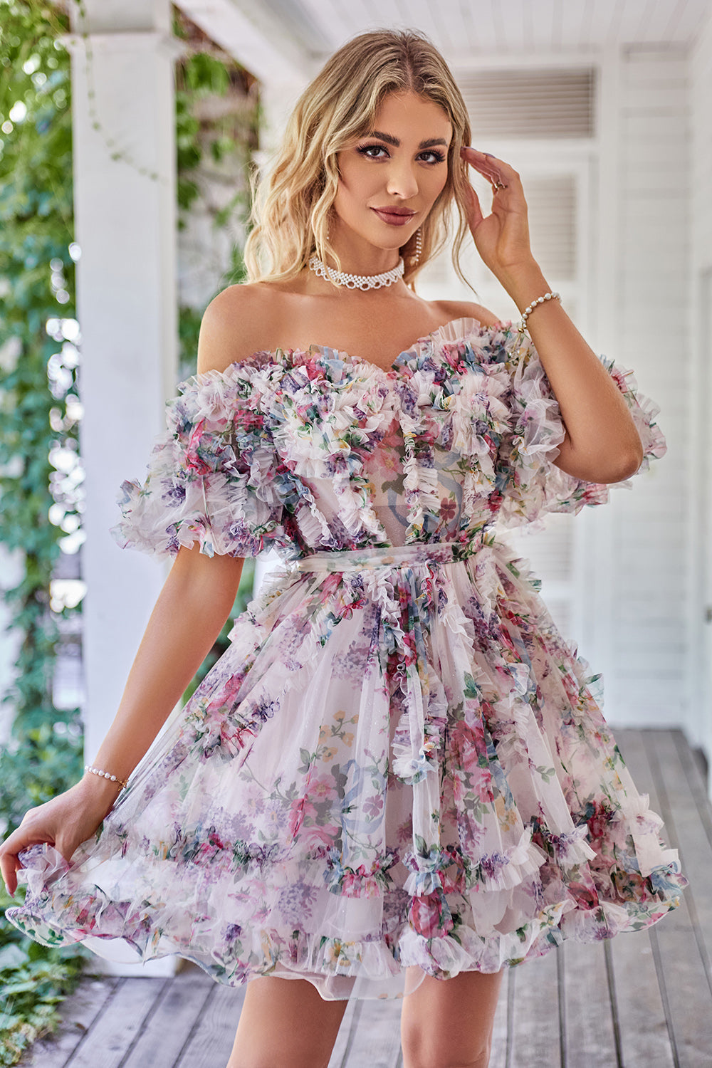 Prachtige A Line Off the Shoulder Groene Tule Korte Homecoming Jurk met Korte Mouwen