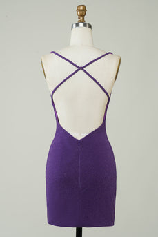 Stijlvolle diepe V-hals paarse korte homecoming jurk met kriskras rug