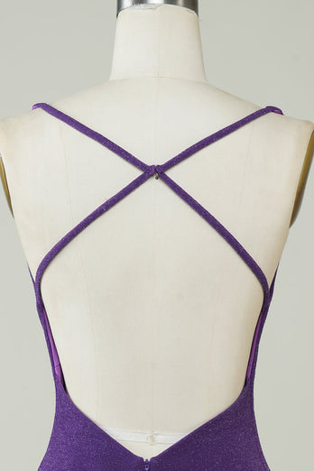 Stijlvolle diepe V-hals paarse korte homecoming jurk met kriskras rug