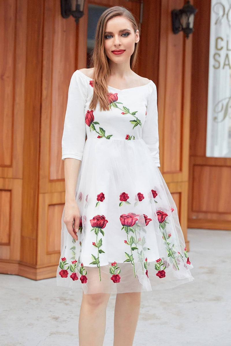 Afbeelding in Gallery-weergave laden, Witte V hals vintage jurk met rose borduurwerk
